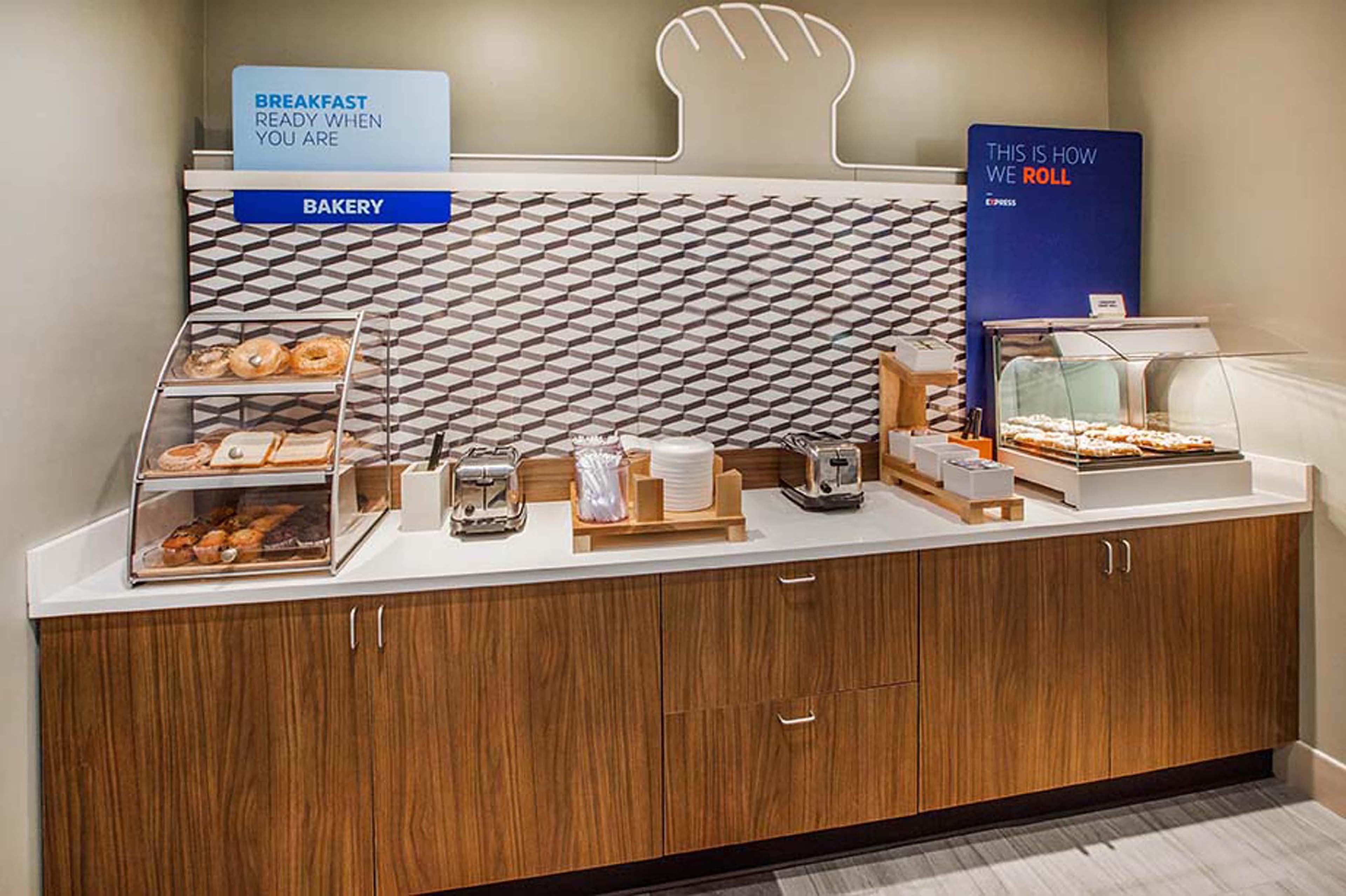 Holiday Inn Express & Suites - Marshalltown By Ihg Luaran gambar