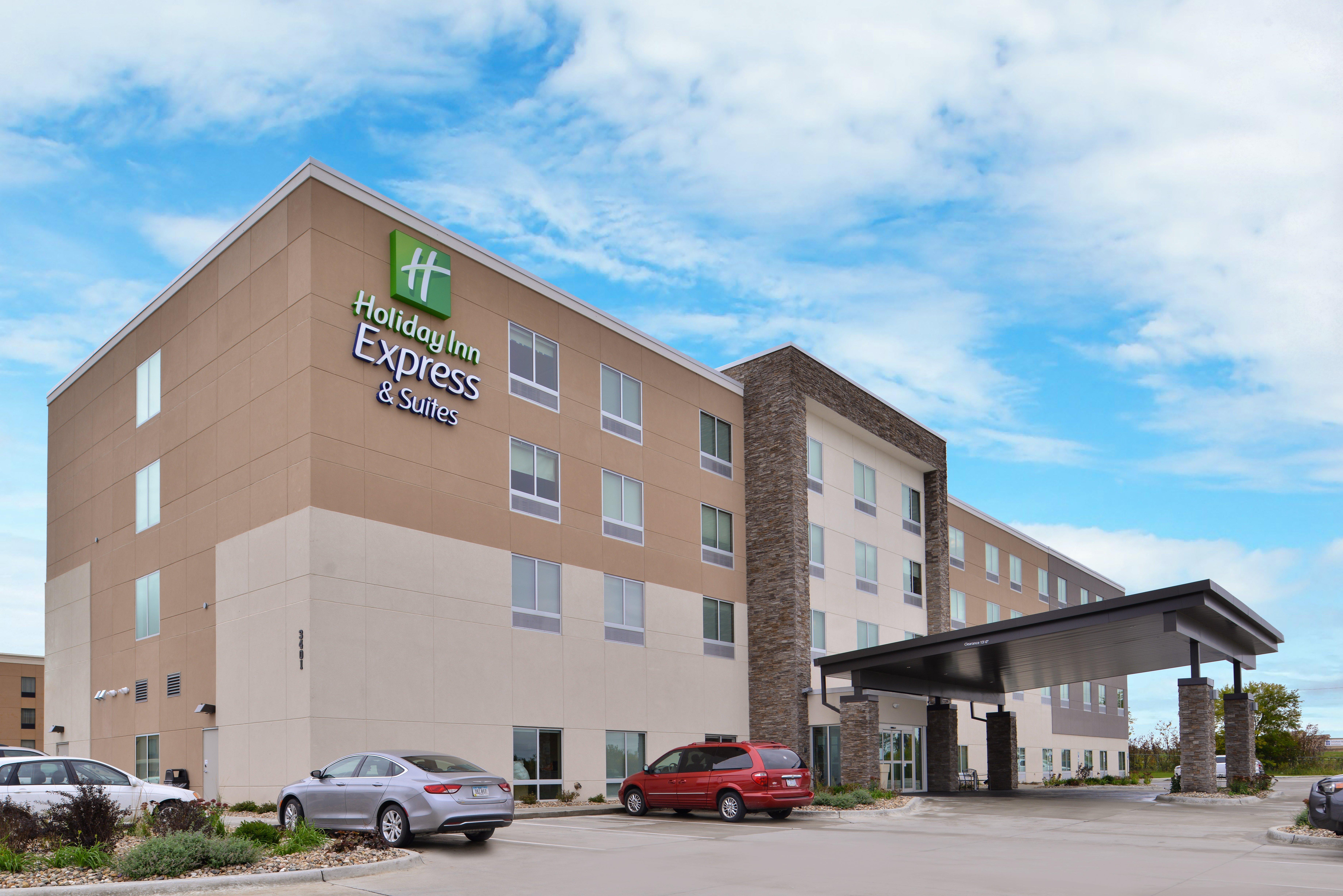 Holiday Inn Express & Suites - Marshalltown By Ihg Luaran gambar