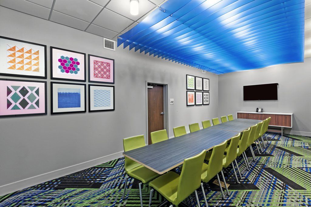 Holiday Inn Express & Suites - Marshalltown By Ihg Luaran gambar